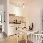 Lägenhet Holyhome Premium 108